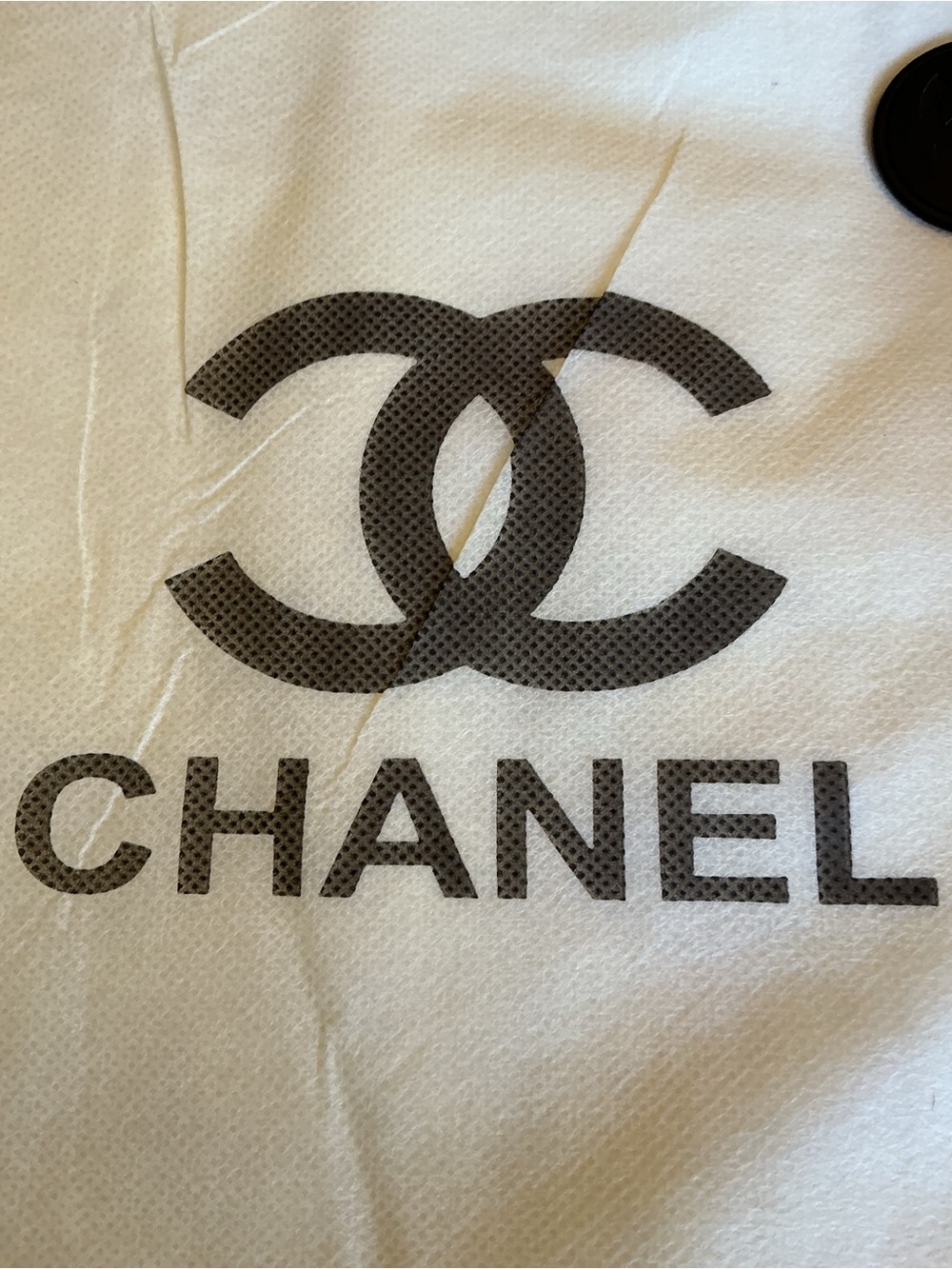 CHANEL Black Interlocking CC Logo Pouch - Picture 3 of 7